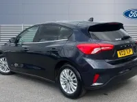 Used Ford Focus Titanium 125 HP (91 kW) 2021 Blue Hatchback