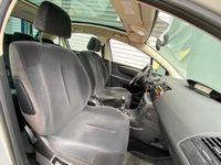 Used Citroën C4 88 HP (64 kW) 2006 Silver Hatchback