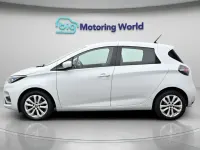 Używany Renault Zoe Iconic 80 kW (109 KM) 2021 Biały Hatchback