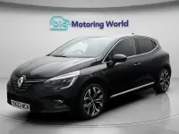 Begagnad Renault Clio V Techno 145 HK (106 kW) 2023 Svart Halvkombi