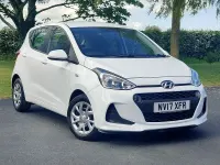 Used Hyundai i10 SE 67 HP (49 kW) 2017 White Hatchback