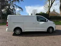 Used Vauxhall Vivaro Sportive 100 HP (73 kW) 2020 White MPV