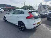 Used Volvo V40 R-Design 120 HP (88 kW) 2016 White Hatchback