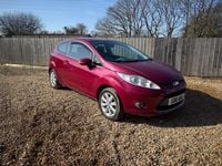 Second-hand Ford Fiesta Zetec 2010 Roșu Hatchback