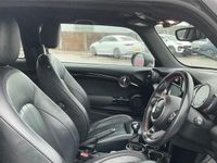 Used Mini John Cooper Works Chili 200 HP (147 kW) 2018 Jet black Hatchback