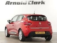 Used Renault Clio IV Dynamique 90 HP (66 kW) 2017 Red Hatchback