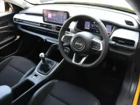 Used Jeep Avenger Summit 100 HP (73 kW) 2025 Yellow SUV