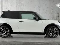 Used Mini Cooper S Hatch 201 HP (147 kW) 2025 White Hatchback