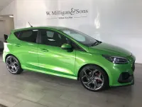 Usado Ford Fiesta ST 200 CV (147 kW) 2023 Verde Utilitario