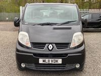 used Renault Trafic 2.0 TD dCi LL27 4dr (9 Seats)