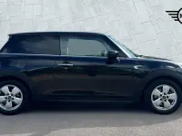 Used Mini Cooper Classic 134 HP (98 kW) 2019 Black Hatchback
