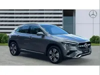 Usado Mercedes GLA200 Executive 163 HP (119 kW) 2024 Cinzento SUV