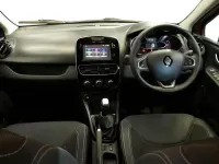 Used Renault Clio Dynamique 75 HP (55 kW) 2018 Red Hatchback