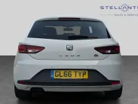 Used Seat Leon FR 148 HP (108 kW) 2017 White Hatchback