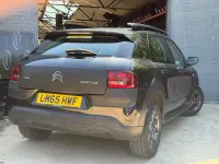 Used Citroën C4 Cactus Feel 100 HP (73 kW) 2015 Black Hatchback