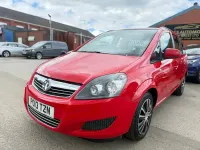 Used Vauxhall Zafira 115 HP (84 kW) 2013 Red MPV