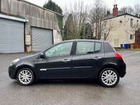 Used Renault Clio II Dynamique 2011 Black Hatchback