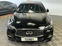 Used Infiniti Q30 Sport Tech 170 HP (125 kW) 2017 Black Hatchback