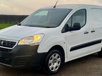 Used Peugeot Partner 2018 White MPV