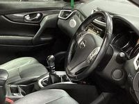 Used Nissan X-Trail Tekna 163 HP (119 kW) 2017 Ebisu black SUV