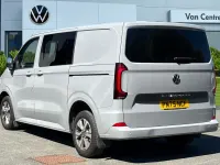 Nouă VW Transporter Pro 160 kW (218 CP) 2025 Gri Van