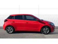 Używany Hyundai i20 SE 84 KM (61 kW) 2018 Czerwony Hatchback