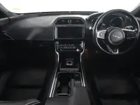 Used Jaguar XE Ingenium 200 HP (147 kW) 2019 Red Sedan