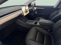 Used Tesla Model 3 Standard Range 177 kW (241 HP) 2022 White Sedan