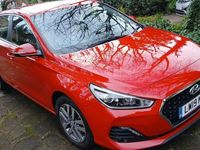 Used Hyundai i30 SE 120 HP (88 kW) 2019 Red Hatchback