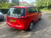 Used Vauxhall Zafira SRi 140 HP (102 kW) 2014 Red MPV