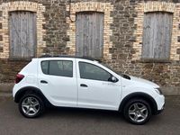 Used Dacia Sandero Comfort 90 HP (66 kW) 2020 White Hatchback
