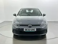 Begagnad VW Golf VIII Life 130 HK (95 kW) 2022 Grå Halvkombi