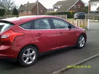 Używany Ford Focus Zetec 2011 Czerwony Hatchback