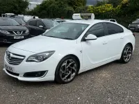 Used Vauxhall Insignia SRi 163 HP (119 kW) 2014 White Hatchback