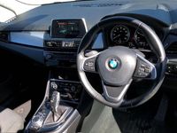 Usado BMW 216 Performance 116 HP (85 kW) 2020 Preto Carrinha
