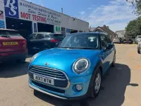 Used Mini Cooper Hatch 136 HP (100 kW) 2017 Blue Hatchback