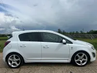 Used Vauxhall Corsa SRi 2011 White Hatchback