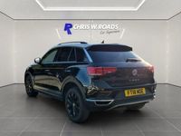 Usado VW T-Roc Design 115 HP (84 kW) 2018 Preto SUV