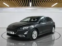 Usado Ford Focus Titanium 125 HP (91 kW) 2020 Cinzento Citadino