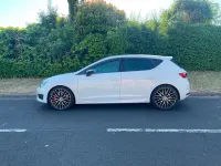 Used Seat Leon CUPRA 280 HP (205 kW) 2015 White Hatchback