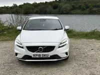 Gebraucht Volvo V40 R-Design Pro 150 PS (110 kW) 2018 Weiß Kleinwagen