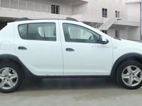Used Dacia Sandero Lauréate 2014 White Hatchback