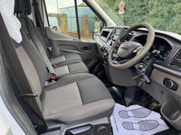 Usado Ford Transit 130 HP (95 kW) 2022 Branco Cabrios