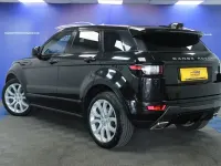 Käytetty Land Rover Range Rover evoque HSE Dynamic 180 HP (132 kW) 2018 Musta Farmari