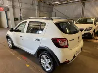 Used Dacia Sandero Lauréate 90 HP (66 kW) 2014 White Hatchback