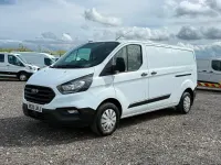 Used Ford Transit Custom 105 HP (77 kW) 2020 White Van