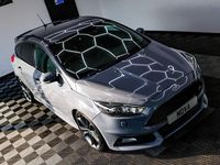 Used Ford Focus ST 250 HP (183 kW) 2016 Grey Hatchback