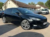 Used Ford Focus ST-Line 120 HP (88 kW) 2017 Black Hatchback