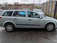 Used Vauxhall Astra 138 HP (101 kW) 2009 Green Estate