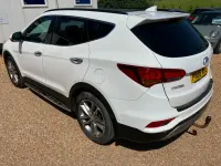 Used Hyundai Santa Fe Premium SE 200 HP (147 kW) 2016 White SUV